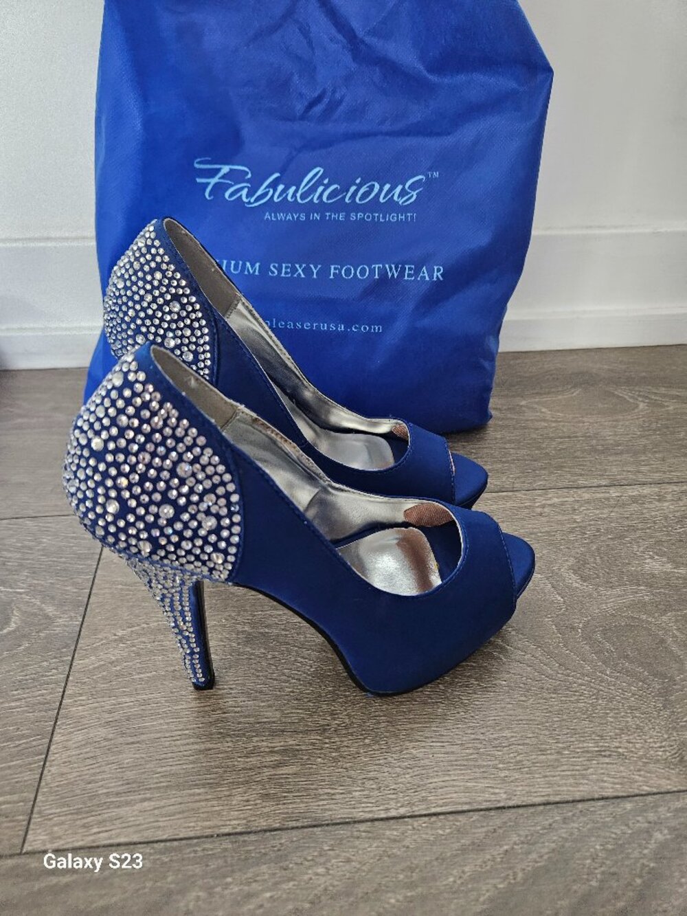 High Heels - Picture 6 of 10